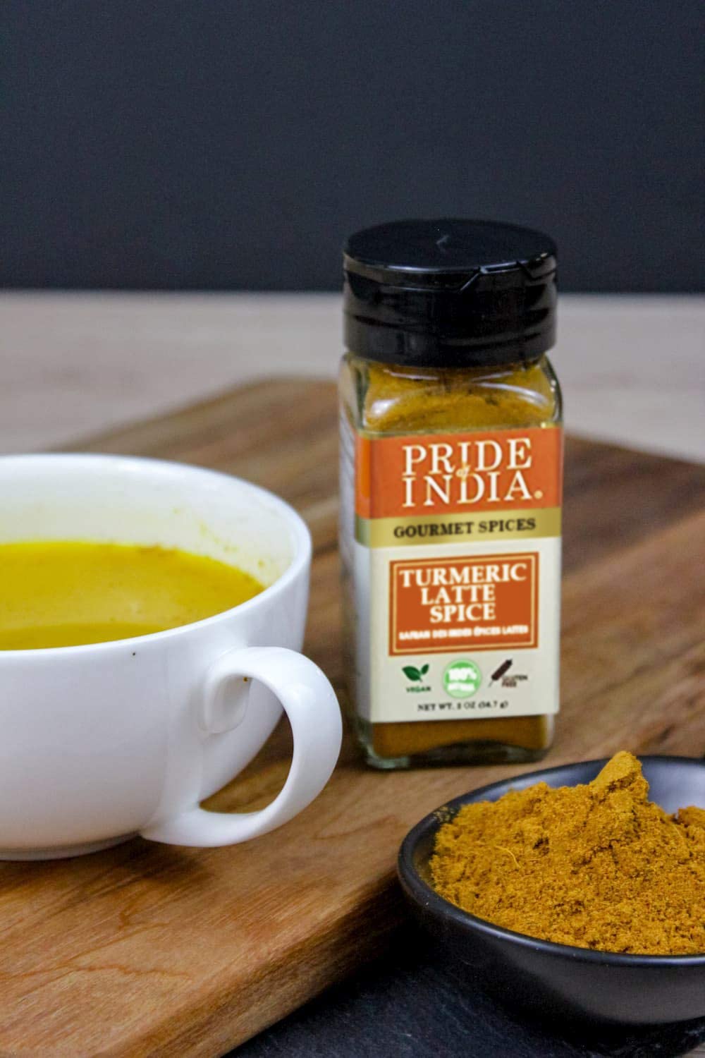 Pride of India – Turmeric Latte Spice Mix – Gourmet & Warm Tea Spice Blend – Healthy/Gluten-Free – Ideal for Lattes/Smoothies/Golden Milk – Easy to Use – 2 oz. Small Dual Sifter Bottle