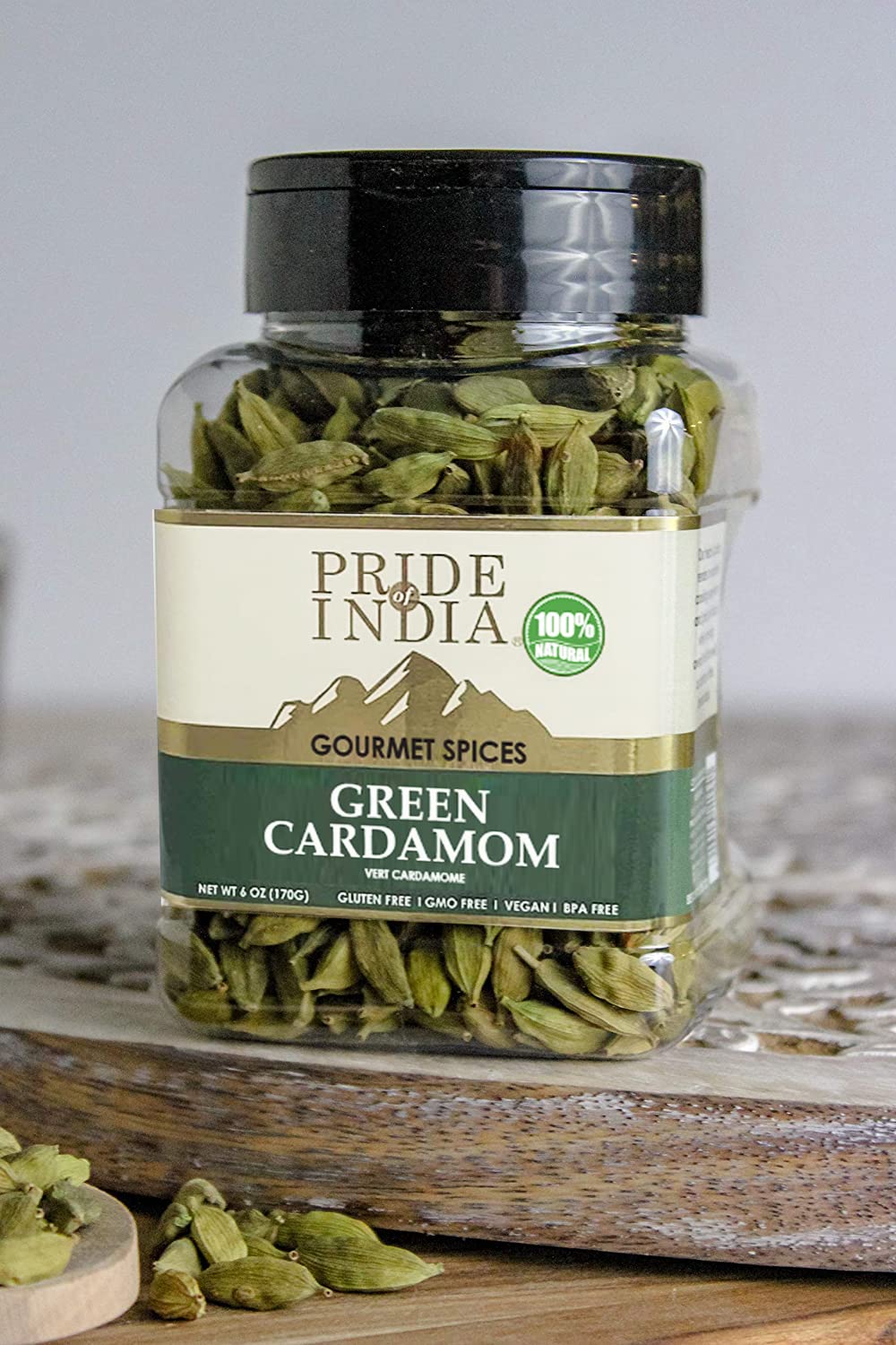 Pride of India - PACK of 6 - Green Cardamom Whole – Gourmet & Aromatic Spice – Flavoring agent for bakes/teas/drinks & more – Full Bodied Green Pods – 6 oz. Medium Dual Sifter Jar